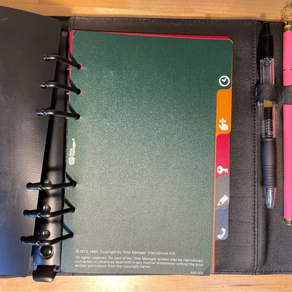 Time Manager Original 6 Rings Trifold personal size black gloss leather